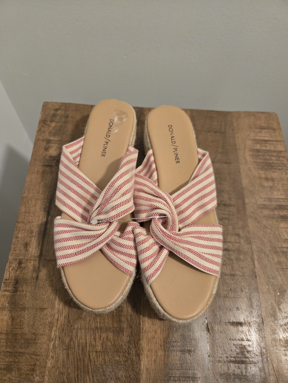 Donald J. Pliner Pink & White Knotted Espadrille Slide Sandals